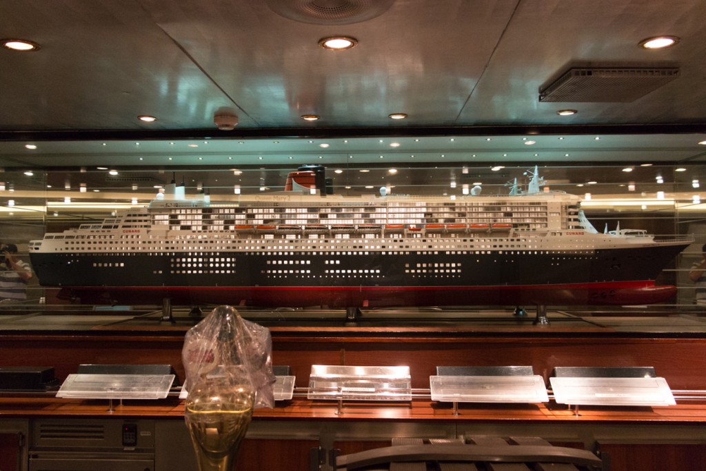 DPF, Night, QM2