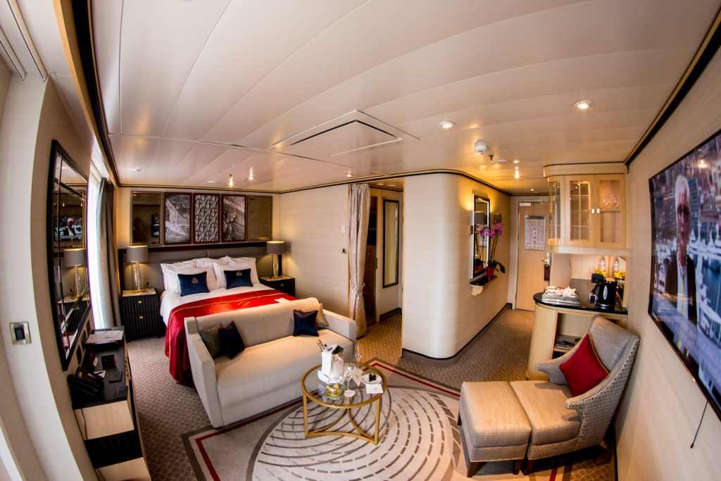 Cunard, QM2, QM2 Remastered, Queens Grill Suite