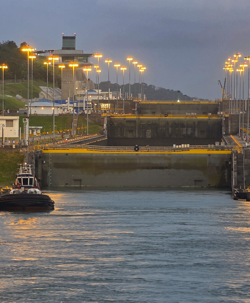 Central America, Cunard, Panama, Panama Canal, Queen Anne