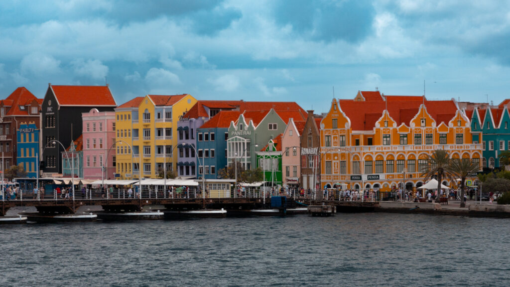 Cunard, Curacao, Queen Anne, South America