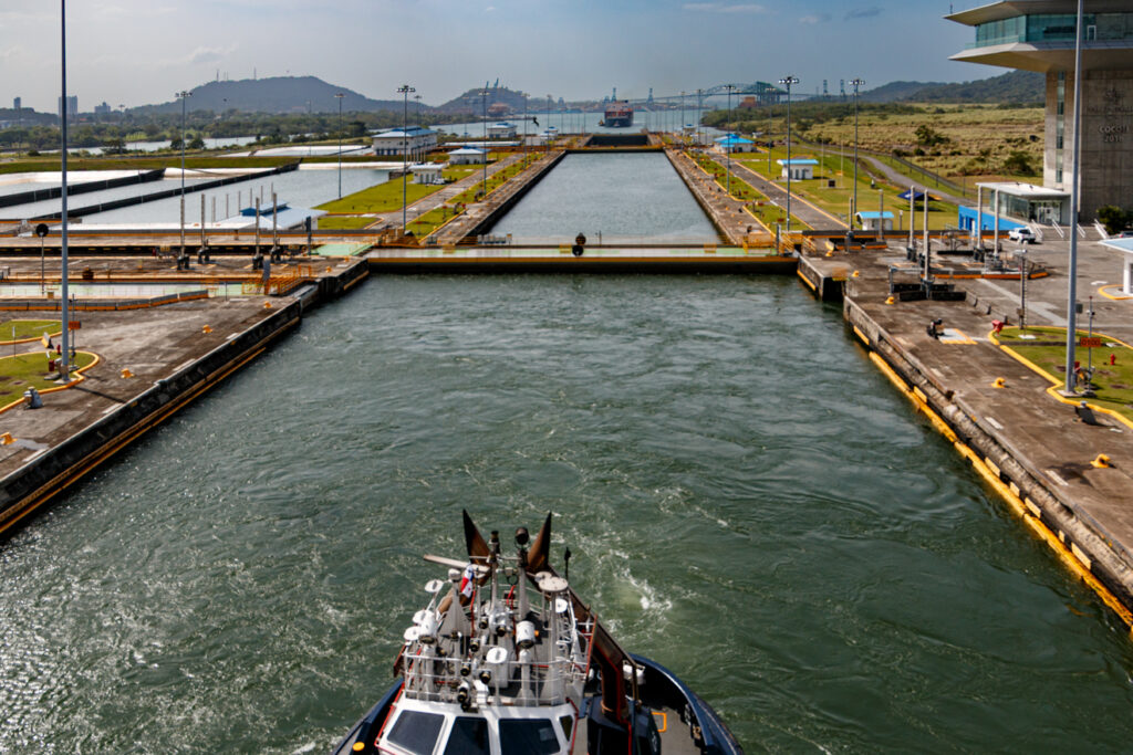 Central America, Cunard, Panama, Panama Canal, Queen Anne