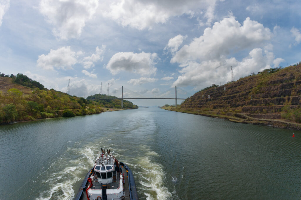 Central America, Cunard, Panama, Panama Canal, Queen Anne