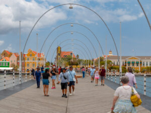 Cunard, Curacao, Queen Anne, South America
